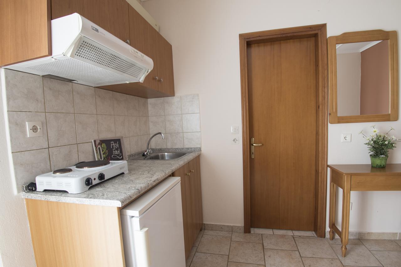 Atira Apart Hotel Olympiakí Aktí Ngoại thất bức ảnh